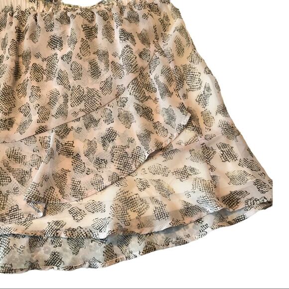Le Lis Ruffle Floral Pull On Skirt Size Small - Picture 2 of 4